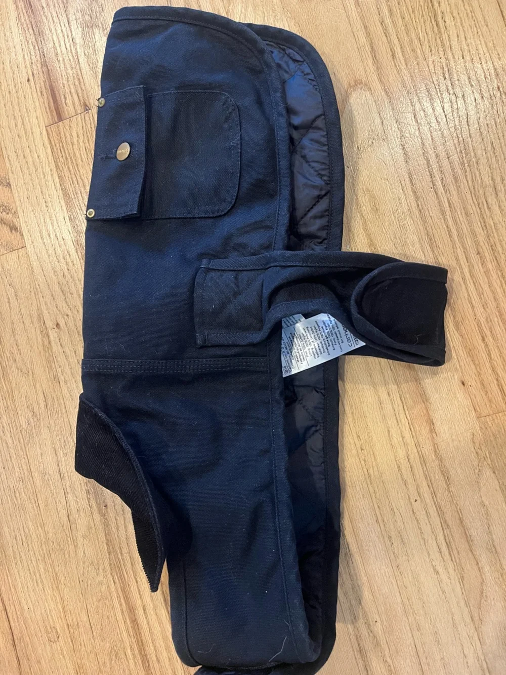 Carhartt Black Dog Insulated Jacket with Side Pockets, size medium